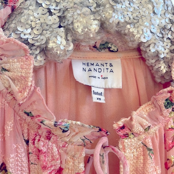 Hemant & Nandita Georgette Blouse ~ - Picture 4 of 10